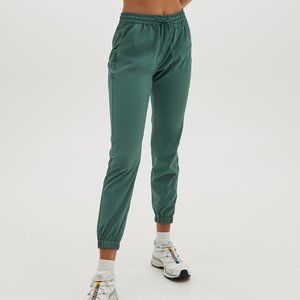 Aritzia TNA Speed Jogger Pants